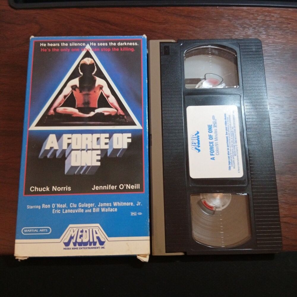 A FORCE OF ONE CHUCK NORRIS, (VHS 1983) Media Home Entertainment